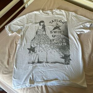 Taylor Swift eras tour graphic tshirt merch photo oversized tshirt